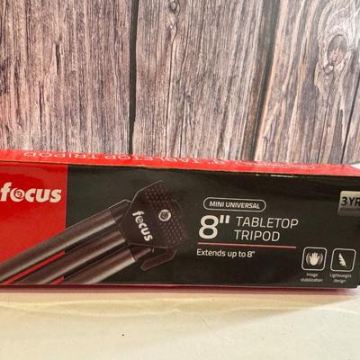 Set of 6 Focus Products for Compact Point and Shoot or Mini DVD Camera.