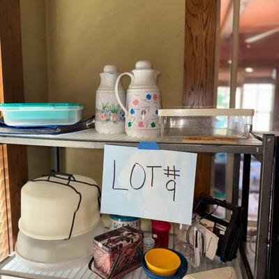 Sale Photo Thumbnail #25: Misc kitchen items