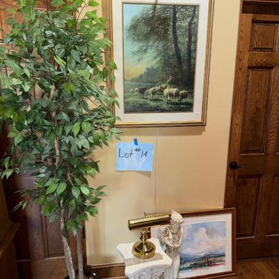 Sale Photo Thumbnail #45: Home decor -bedroom