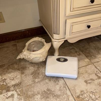 Sale Photo Thumbnail #57: Bathroom