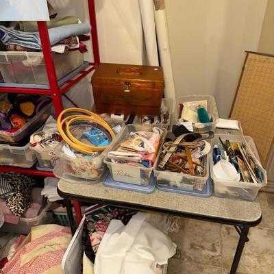 Sale Photo Thumbnail #76: Sewing & craft items