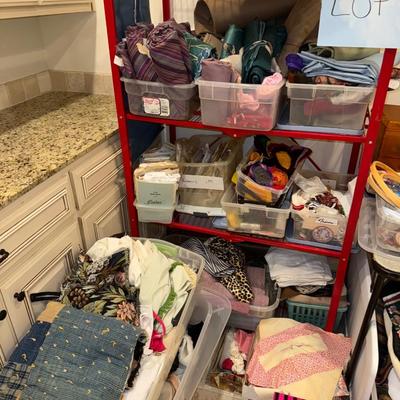 Sale Photo Thumbnail #75: Sewing & craft items