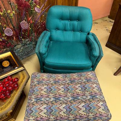 Sale Photo Thumbnail #96: Furniture & home decor