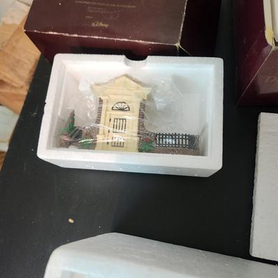 Lot of 4 Dept. 56 Disney Parks Village