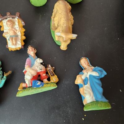 Lot of Made in Italy Nativity Figurines