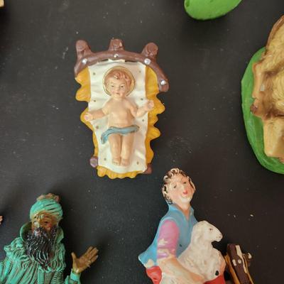 Lot of Made in Italy Nativity Figurines