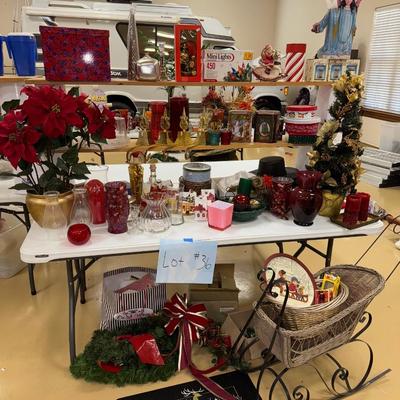 Sale Photo Thumbnail #124: Holiday decorations