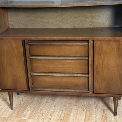 Mid-Century Modern Bassett Walnut China Cabinet with Sliding Glass Doors