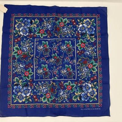 Assorted ladies' scarves, bandanas and hair accessories
