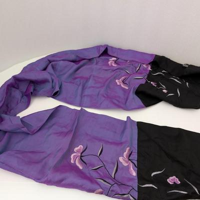 Assorted ladies' scarves, bandanas and hair accessories