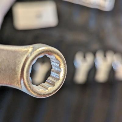 Sale Photo Thumbnail #41: lookit even has the 10mm ! Which is always the first one to be missing.