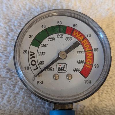 Sale Photo Thumbnail #49: AC Recharging tool
