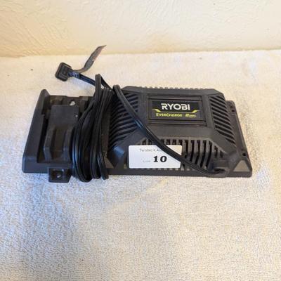 Sale Photo Thumbnail #52: Ryobi Evercharge 2 am Fast Charger