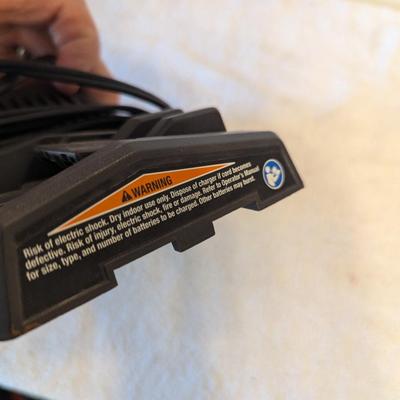 Sale Photo Thumbnail #54: Ryobi Evercharge 2 am Fast Charger
