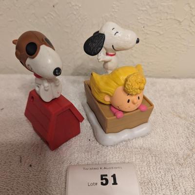 Sale Photo Thumbnail #236: Snoopy Plastic toys