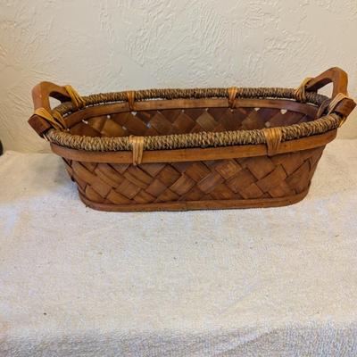 Sale Photo Thumbnail #274: wicker basket