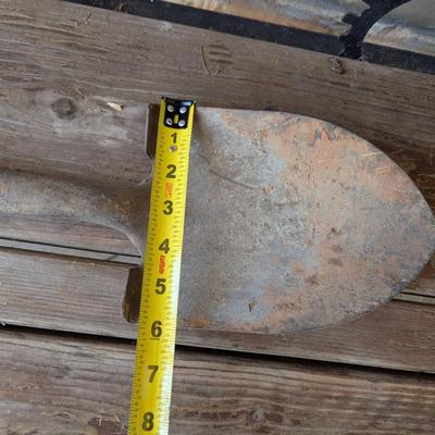 Sale Photo Thumbnail #317: Small shovel