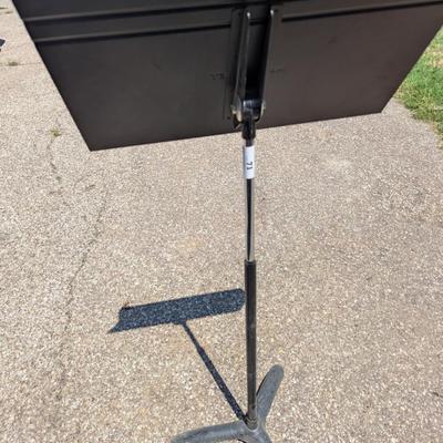 Sale Photo Thumbnail #346: music stand- manhasset