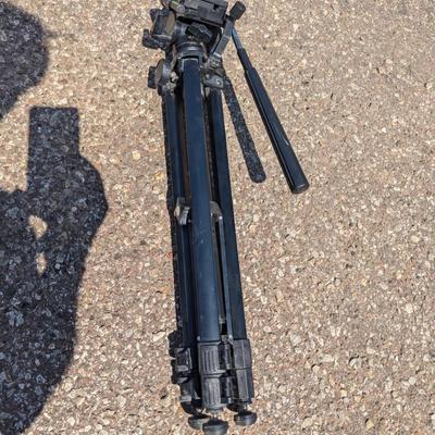 Sale Photo Thumbnail #395: archer aluminum camera tri pot- retractable