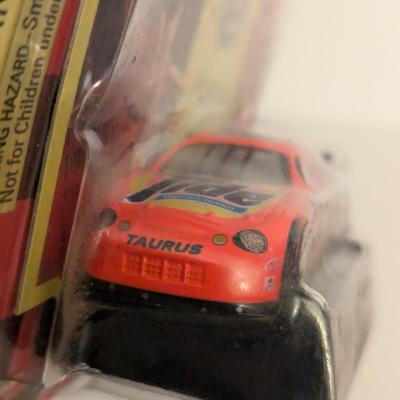 Sale Photo Thumbnail #426: set of 2 nascar 1/64 scale die cast cars