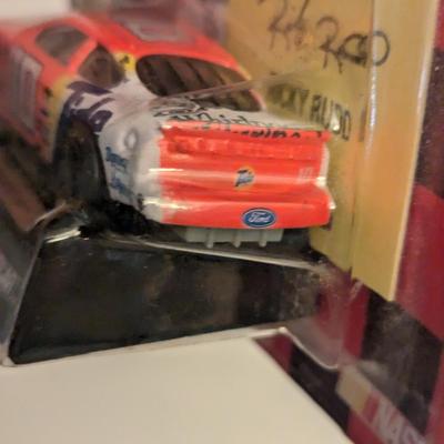 Sale Photo Thumbnail #424: set of 2 nascar 1/64 scale die cast cars