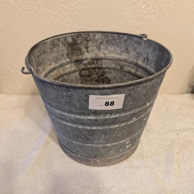 Sale Photo Thumbnail #447: galvanized bucket with handle