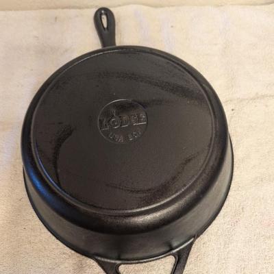Sale Photo Thumbnail #452: Lodge- cast iron