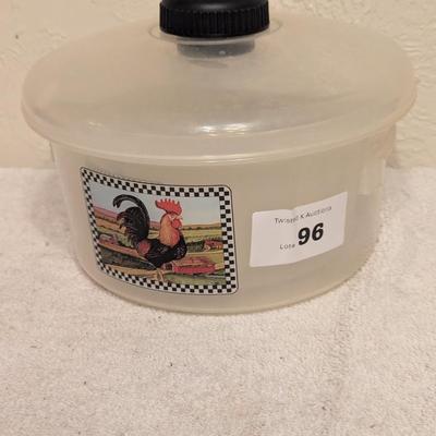 Sale Photo Thumbnail #493: set of 3 plastic Rooster \bowls 2 lids- 