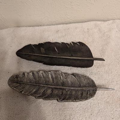 Feather shaped trays