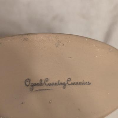 Ceramic pottery vase