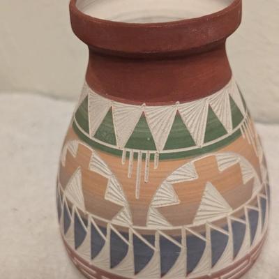 vintage R. Gonza Mexican handcrafted pottery vase.