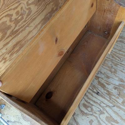 bench with storage