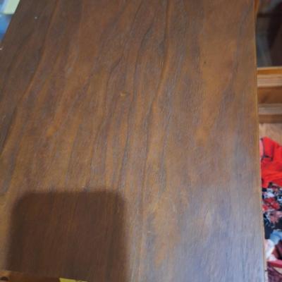 Sale Photo Thumbnail #624: tested and sound great.  Front honeycomb like thing is in great shape.  There are light scratches on some of the exterior but nothing some furniture polish won't fix.