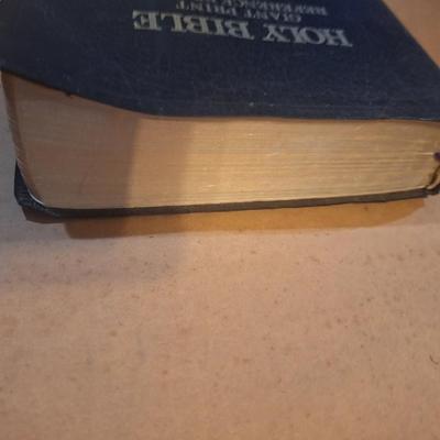 Sale Photo Thumbnail #683: Large Print Holy Bible