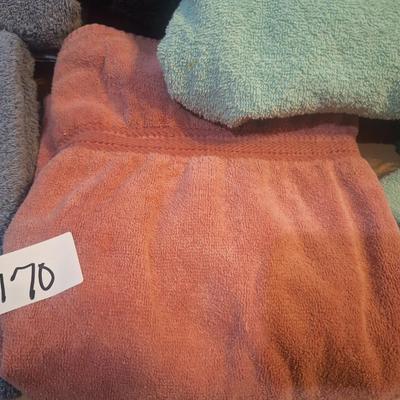 Sale Photo Thumbnail #699: the one green towel is bigger than the hand towels and smaller than the bath towels