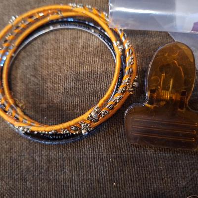 Sale Photo Thumbnail #774: misc jewelry bundle