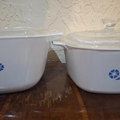 Sale Photo Thumbnail #828: one is slighlty larger then the other.  Probably a 1.5 and 2qt