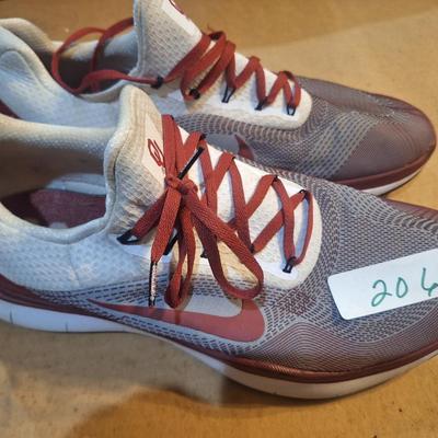 Sale Photo Thumbnail #845: size 14 is hard to find in stores! Better grab them up.