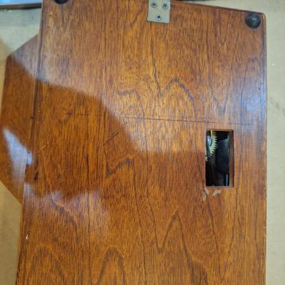 Sale Photo Thumbnail #891: clock- no key, untested