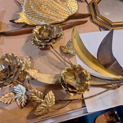 Sale Photo Thumbnail #952: not a home interior expert but these look like the butterflies and small mirrors.  This is all in a box together