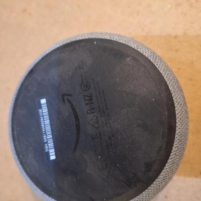 Sale Photo Thumbnail #970: echo or other speaker - no cords, untested