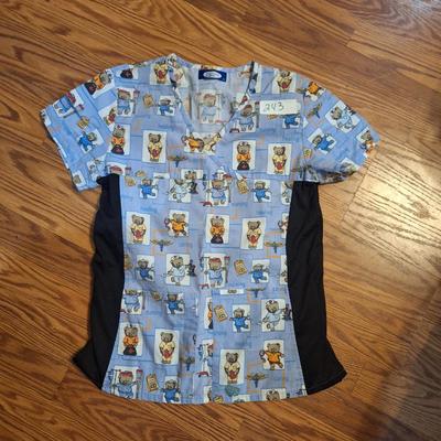 Sale Photo Thumbnail #1002: Nurse's scrub top size Xs