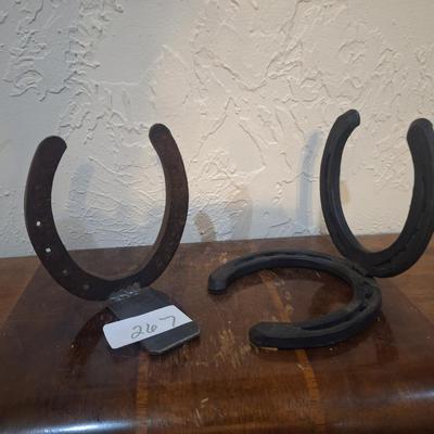 Sale Photo Thumbnail #1114: horse shoe book ends