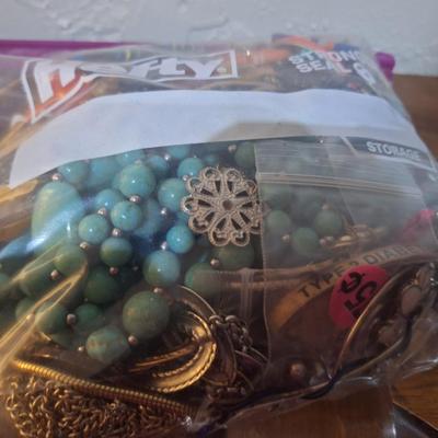 Sale Photo Thumbnail #1142: some are broken or mismatched and probably a few are complete.  Nothing is gold or sterling
