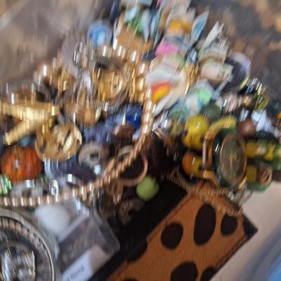 Sale Photo Thumbnail #1182: misc jewelry bundle and makeup bag