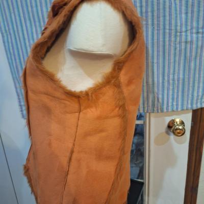 Sale Photo Thumbnail #1207: this looks to be a size medium.  There is no size on it but the mannequin it is on is a size M