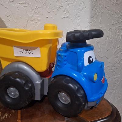 Sale Photo Thumbnail #1244: mega bloks dump truck and blocks