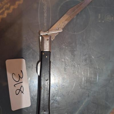 Sale Photo Thumbnail #1295: knife