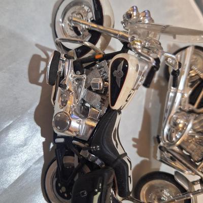 Sale Photo Thumbnail #1310: 2 toy Harley Davidson motorcycles