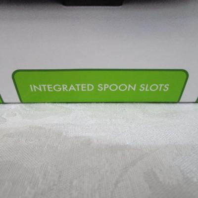Sale Photo Thumbnail #5: Removable stoneware inserts, independent heat controls, tempered glass lids, 3 serving spoons included